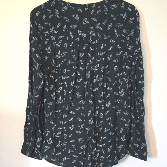 Eddie Bauer Dark Green Long Sleeve Top Size Medium - Picture 7 of 7